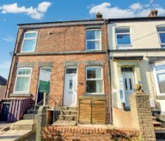 2 BEDROOM House - Mid Terrace - Photo 5