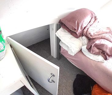 House share to rent - Photo 1