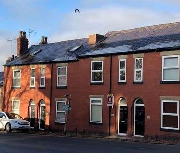 Hurdsfield Road, Macclesfield, SK10 - Photo 3
