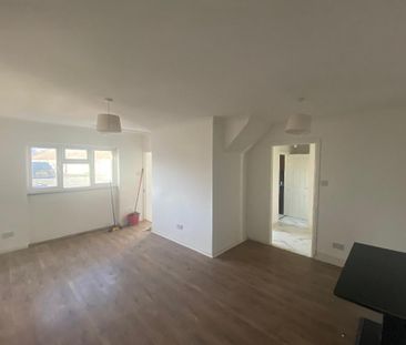 4 bedroom house to rent - Photo 1