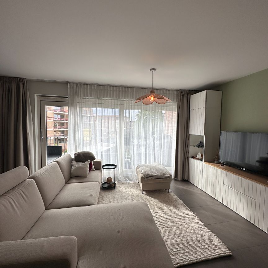 Mooi appartement met 2 slpks te huur midden in centrum Geel - Photo 1