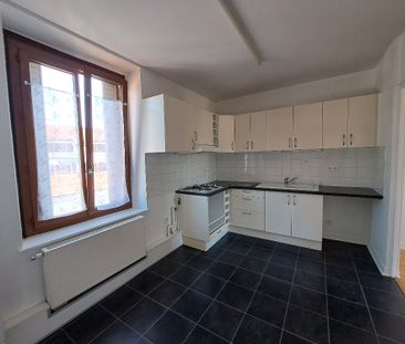 Location Appartement 3 pièces 48m² - Photo 3