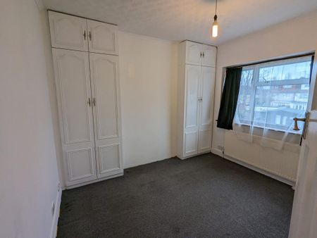4 bedroom terraced house to rent - Photo 4