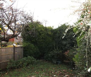 1 bedroom semi-detached house to rent - Photo 6