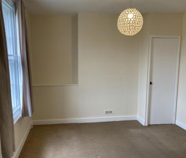 3 bedroom cottage to rent - Photo 2