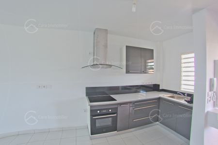 Location Appartement 3 pièces 75m² CAYENNE 97300 - Photo 3