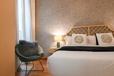 Calle de Cervantes, Madrid, Community of Madrid 28014 - Photo 4