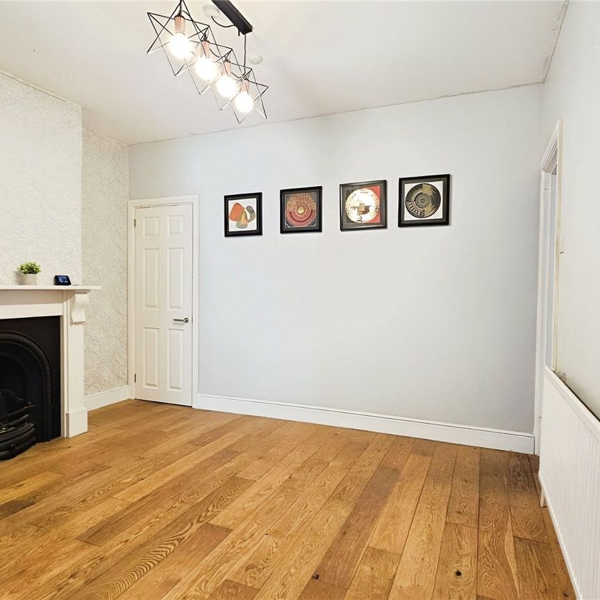 Claremont Road, Staines-upon-Thames, Surrey, TW18 3AS - Photo 1