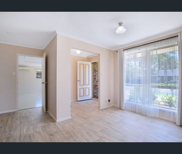 Spacious and homely 3 bedroom duplex - Photo 2