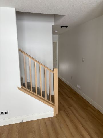 For Lease - 235 Kennington Way Unit# 37, London South, Ontario - Photo 2