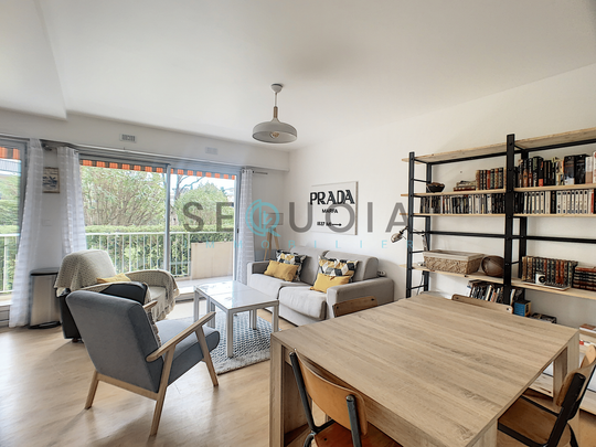 Location Appartement 2 pièces 45m² ANTIBES 06600 - Photo 1