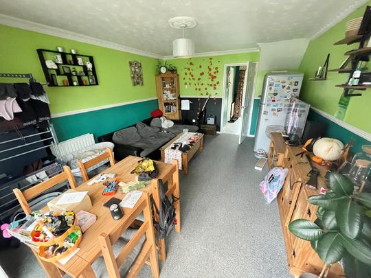 Chapel Road, Attleborough - Photo 1