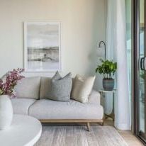 Family, Luxury and Convenient Living. Ready to move in now! - Photo 2