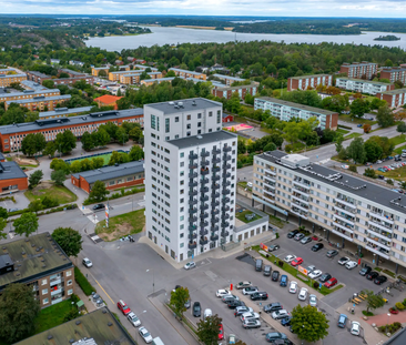 Vårbergsplan 1 A - Foto 1