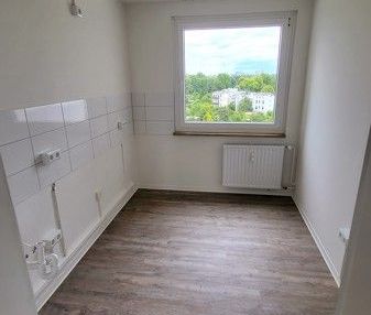 einladende moderne 3-Zimmer-Wohnung mit toller Aussicht über Hamburg - Photo 6