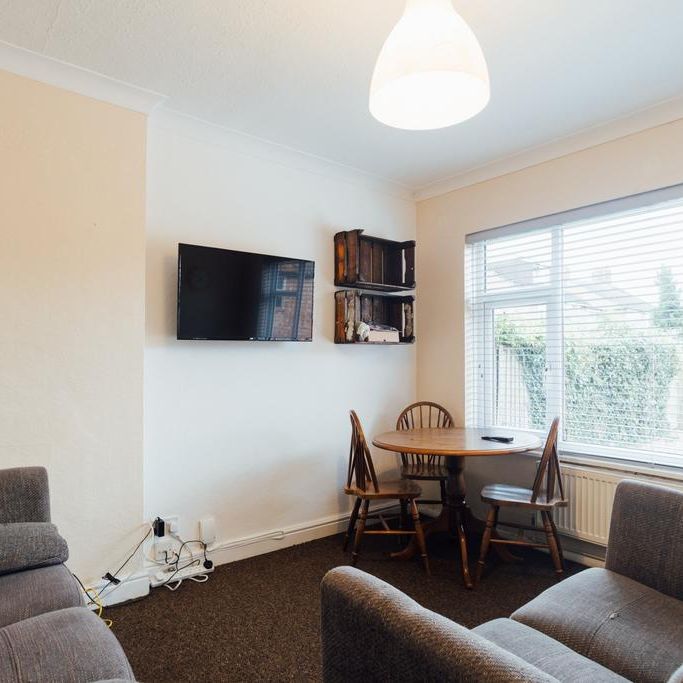 4 bedroom house to rent - Photo 1