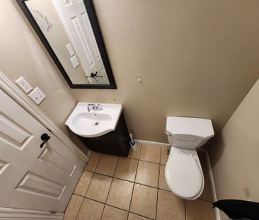 For Lease - 49 Lawrence Crescent Unit# BSMT, Clarington, Ontario - Photo 4