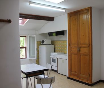 Studio meublé dans un Mas RAPHELE - Photo 2