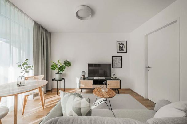 Simmeringer Hauptstraße - Foto 1