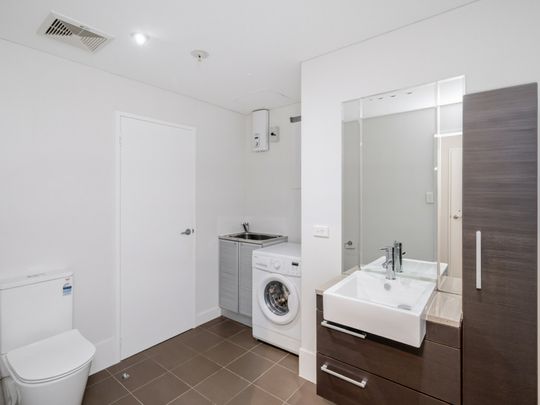 34/229 Adelaide Terrace, Perth - Photo 1