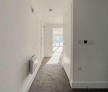 Martin Court, Hastings - Photo 1