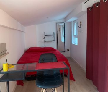 Location Appartement 1 pièce TOULON 83000 - Photo 3