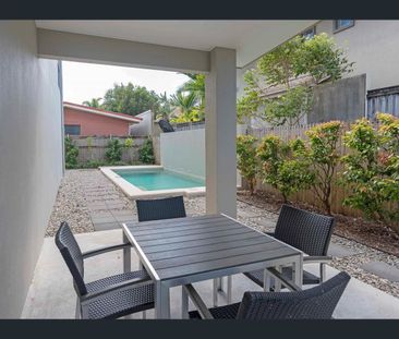 201/240 Buchan Street, Westcourt, Qld 4870 - Photo 3