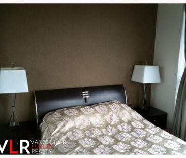 Condo in Downtown Vancouver, BC - Photo 2