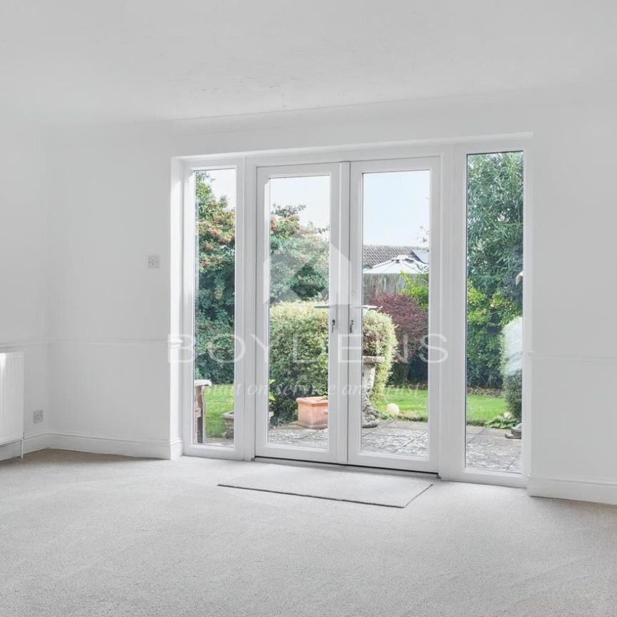 Avocet Close, East Road, Colchester - Photo 1