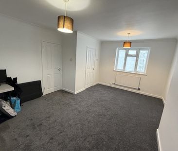 Swansea Road - Photo 1