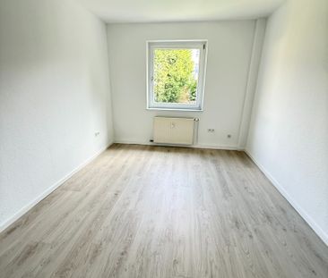 *** Helle 2 Zimmer Wohnung mit Balkon in Duisburg-Duissern *** - Foto 1