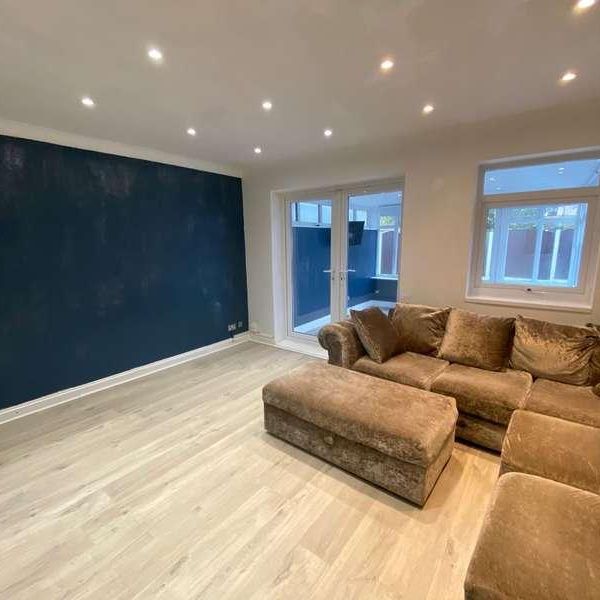 Tasman Close, Old Hall, Warrington, WA5 - Photo 1