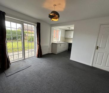 3 bedroom semi-detached house to rent - Photo 4