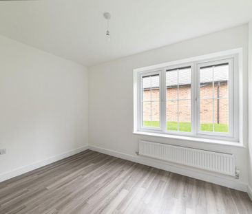 4 bedroom detached house to rent - Photo 6