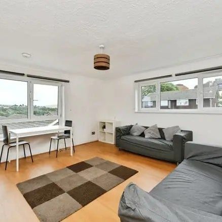 3 Bed Flat, Dartmouth Crescent, BN2 - Photo 1