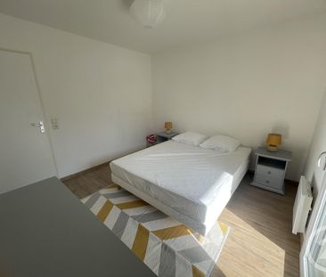 Location Appartement 3 pièces 66m² LA NEUVILLETTE 51100 - Photo 5