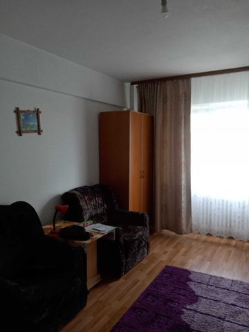 Piata sudului etaj 4 soseaua berceni - Fotografie 3
