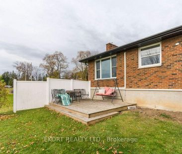 For Lease - 239 Dundas Street Unit# lower, Belleville, Ontario - Photo 3