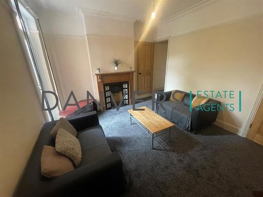 3 bedroom terraced house to rent - Photo 1