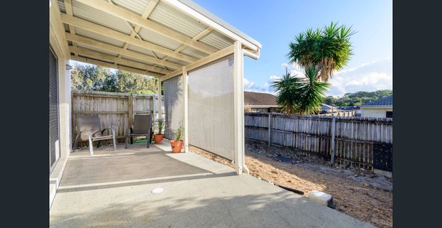 2 Bedroom Plus Study Room Duplex House for Rent in Morayfield - Convenient and Modern Living! - Photo 1