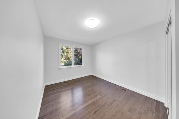 For Lease - 18 Windridge Drive Unit# Main, Markham, Ontario - Photo 1