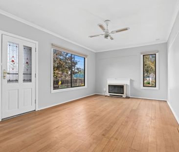 The Little Blue House - Refreshed & Ready - Photo 3