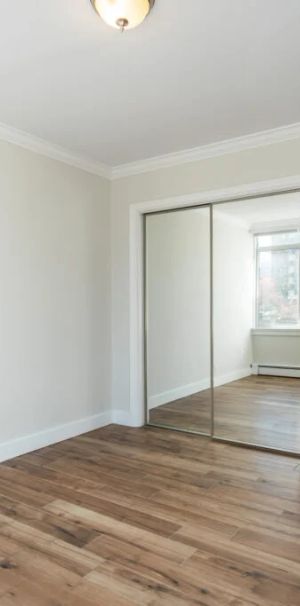 Barclay Towers - Photo 1