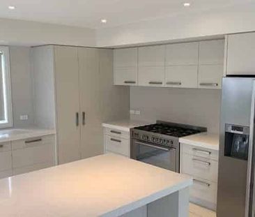 Karaka stunner! - Photo 1