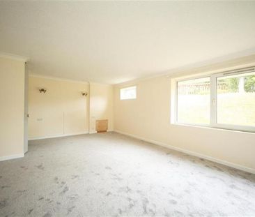 1 bedroom retirement property to rent - Photo 6