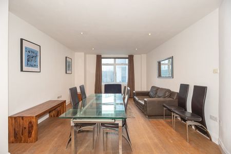 2 Bed Flat, Bondway, SW8 - Photo 3