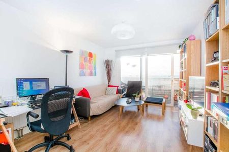 London Road, Barking, IG11 - Photo 2