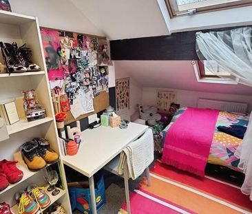 10 bedroom semi-detached house to rent - Photo 6