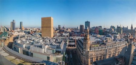 One of Manchester's finest - A unique four bedroom triplex apartment with luxury principal suite situated in the sought after No.1 Deansgate development. - Photo 4