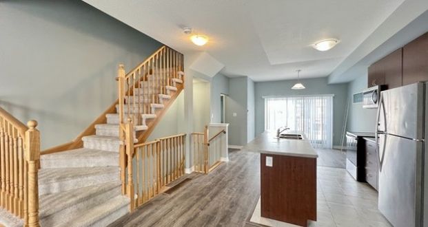 54 Village Gate Dr Wasaga | $2450 per month | Plus Heat | Plus Water | Plus Hydro - Photo 1